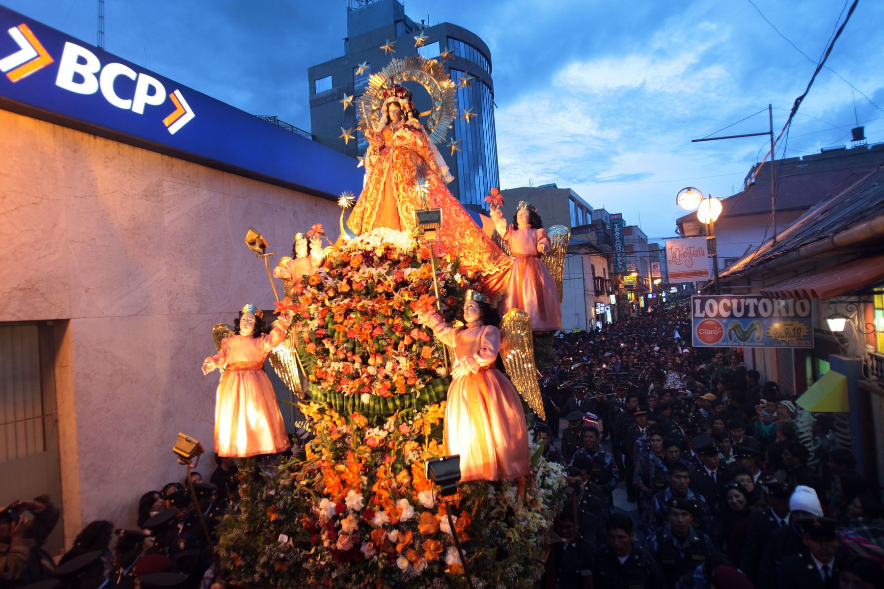 Vergine della Candelaria. Puno. Peru Paradise Travel